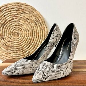 KG Kurt Geiger Snake Print Court Stilettos Size 39